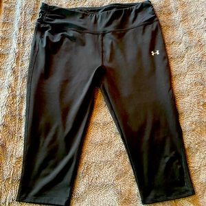 Under Armour cropped leggings